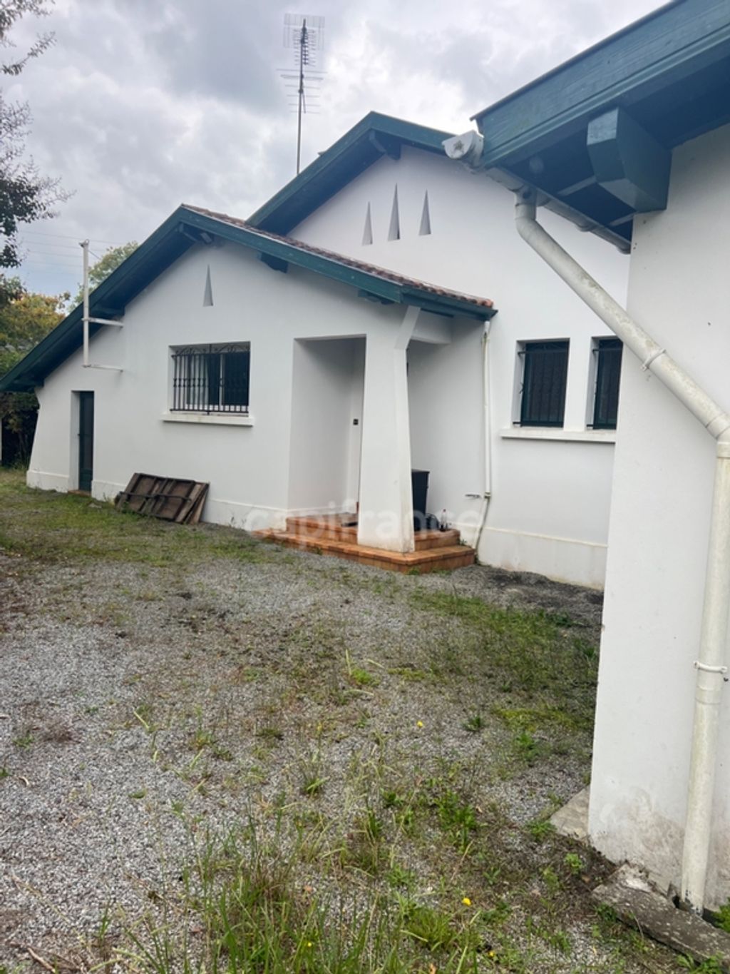 Achat maison à vendre 4 chambres 112 m² - Salies-de-Béarn