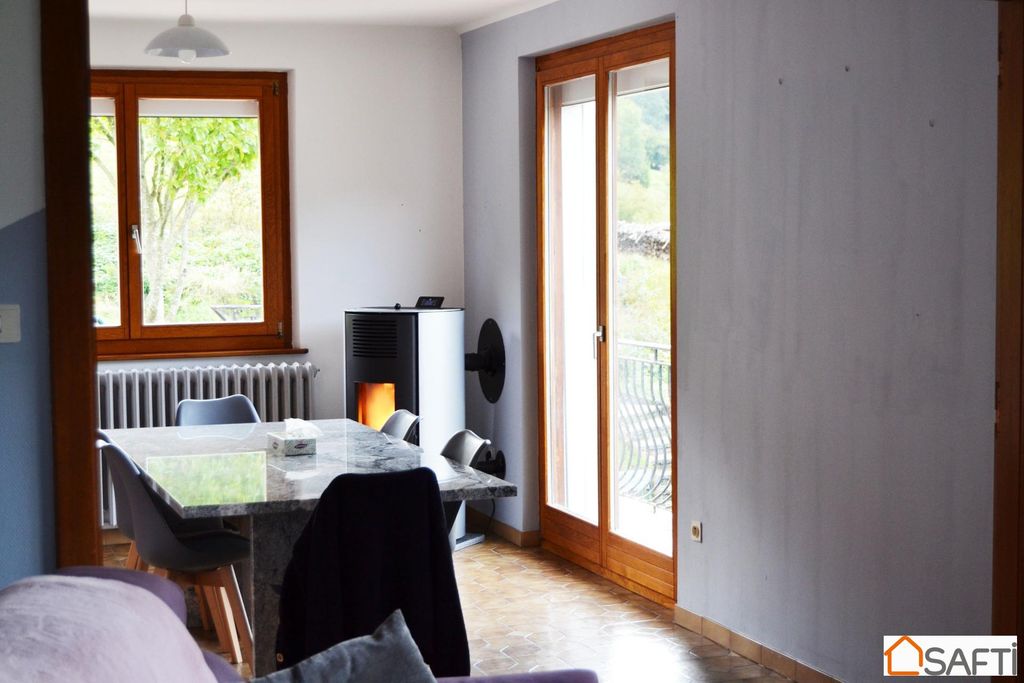 Achat maison à vendre 5 chambres 137 m² - Cornimont