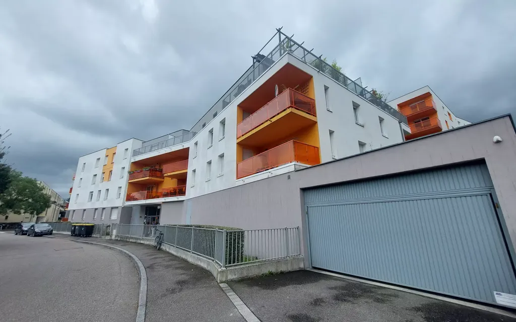 Achat appartement à vendre 2 pièces 43 m² - Strasbourg