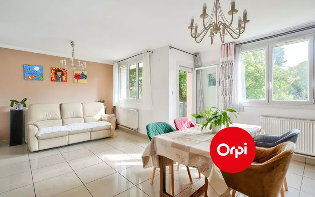 Achat appartement à vendre 5 pièces 81 m² - Villeurbanne