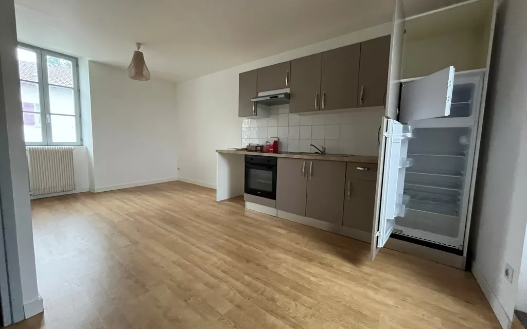 Achat appartement à vendre 2 pièces 30 m² - Saint-Pierre-d'Irube