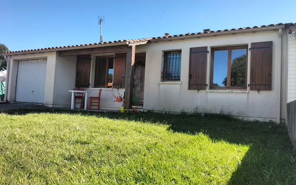 Achat maison à vendre 2 chambres 80 m² - Marennes