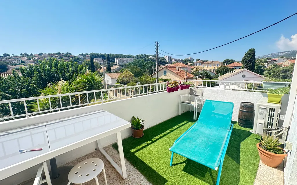 Achat appartement à vendre 4 pièces 80 m² - Toulon