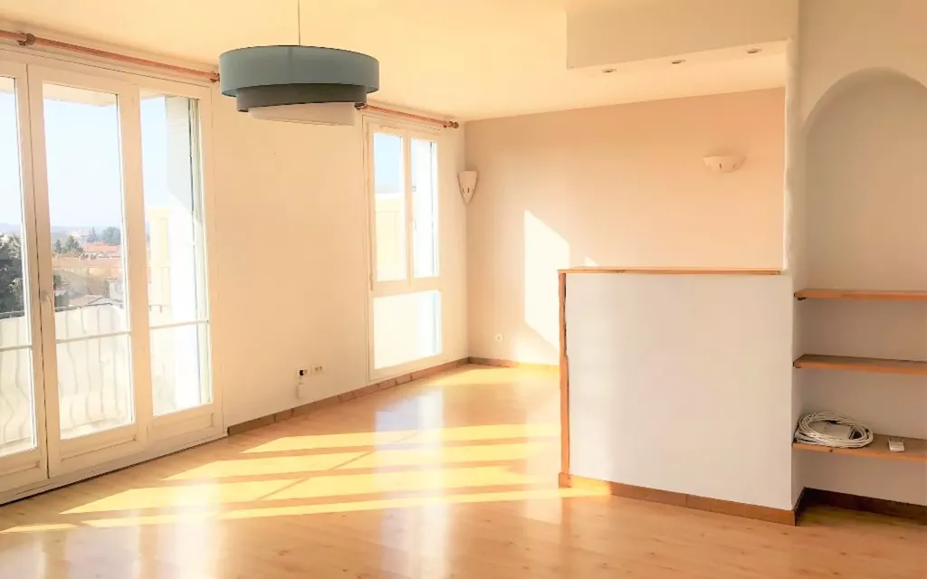 Achat appartement à vendre 2 pièces 65 m² - Avignon