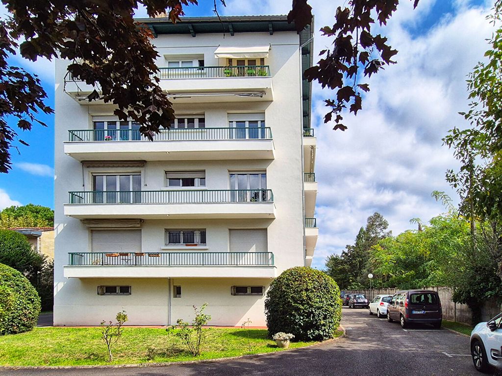 Achat appartement à vendre 4 pièces 96 m² - Le Bouscat