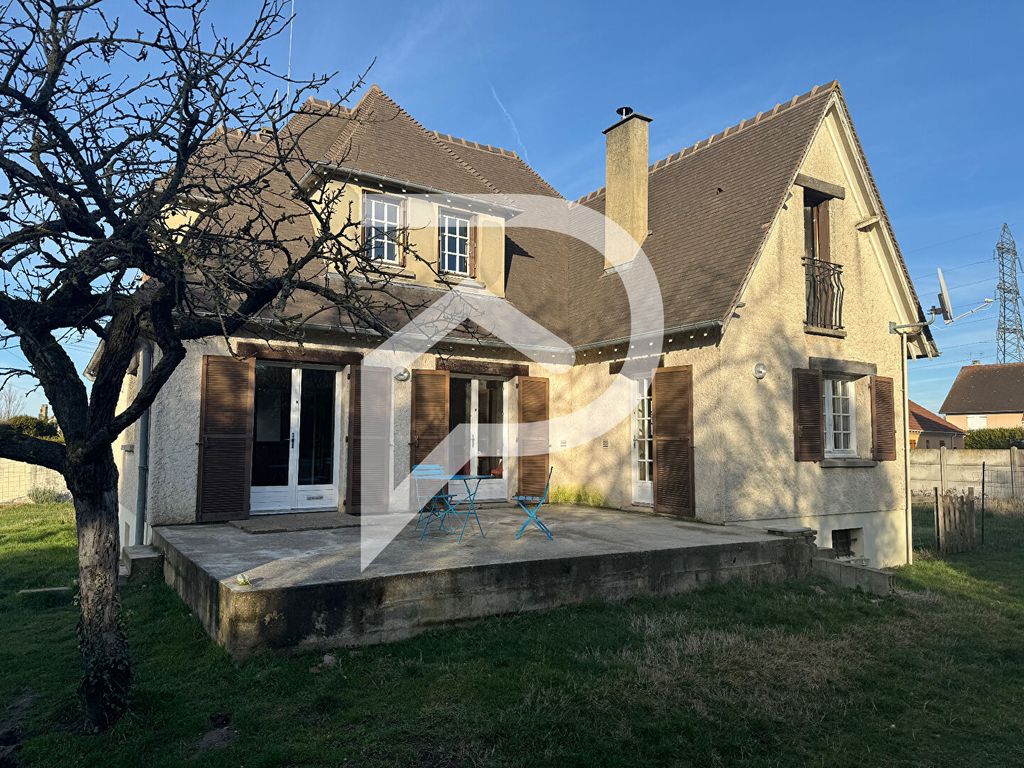 Achat maison à vendre 5 chambres 143 m² - Évreux