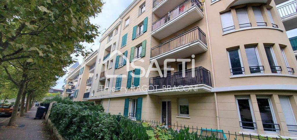 Achat appartement à vendre 2 pièces 46 m² - Pontoise