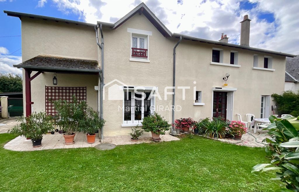 Achat maison à vendre 4 chambres 206 m² - Mehun-sur-Yèvre