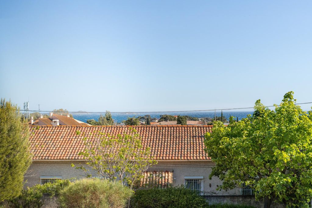 Achat appartement à vendre 4 pièces 79 m² - Bandol