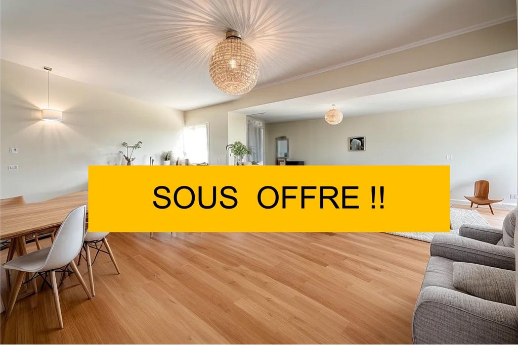 Achat appartement à vendre 4 pièces 110 m² - Riez