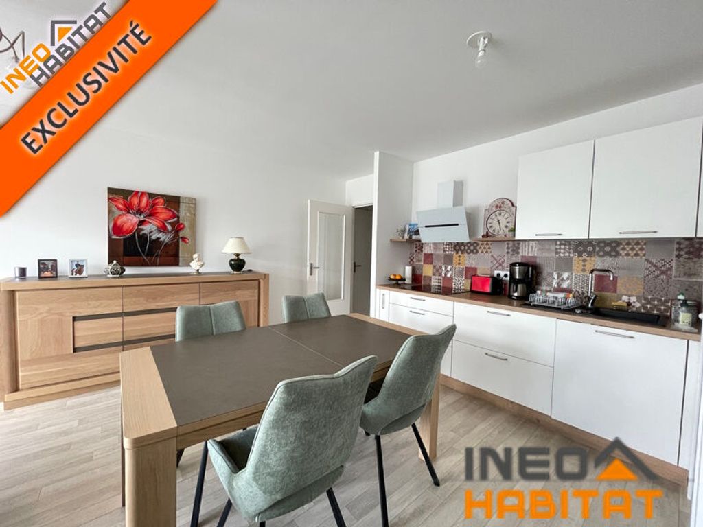 Achat appartement à vendre 4 pièces 77 m² - La Mézière