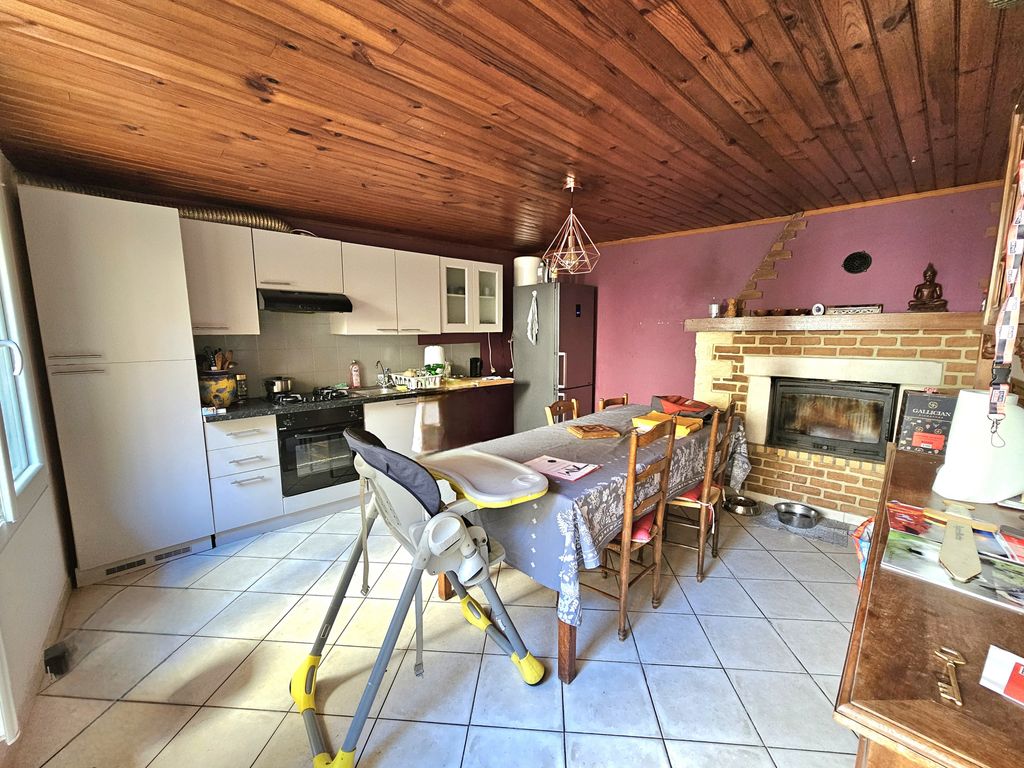 Achat maison à vendre 4 chambres 116 m² - Saint-Gilles