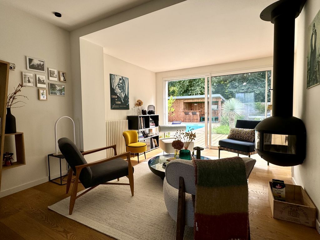 Achat maison à vendre 5 chambres 155 m² - Le Bouscat