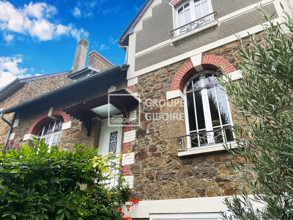 Achat maison à vendre 4 chambres 152 m² - Saint-Malo