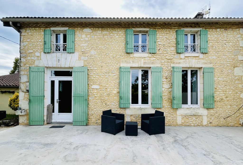 Achat maison à vendre 4 chambres 173 m² - Chantillac