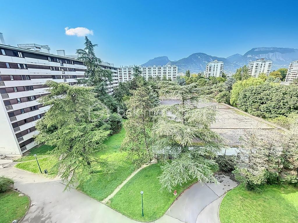 Achat appartement à vendre 5 pièces 90 m² - Grenoble