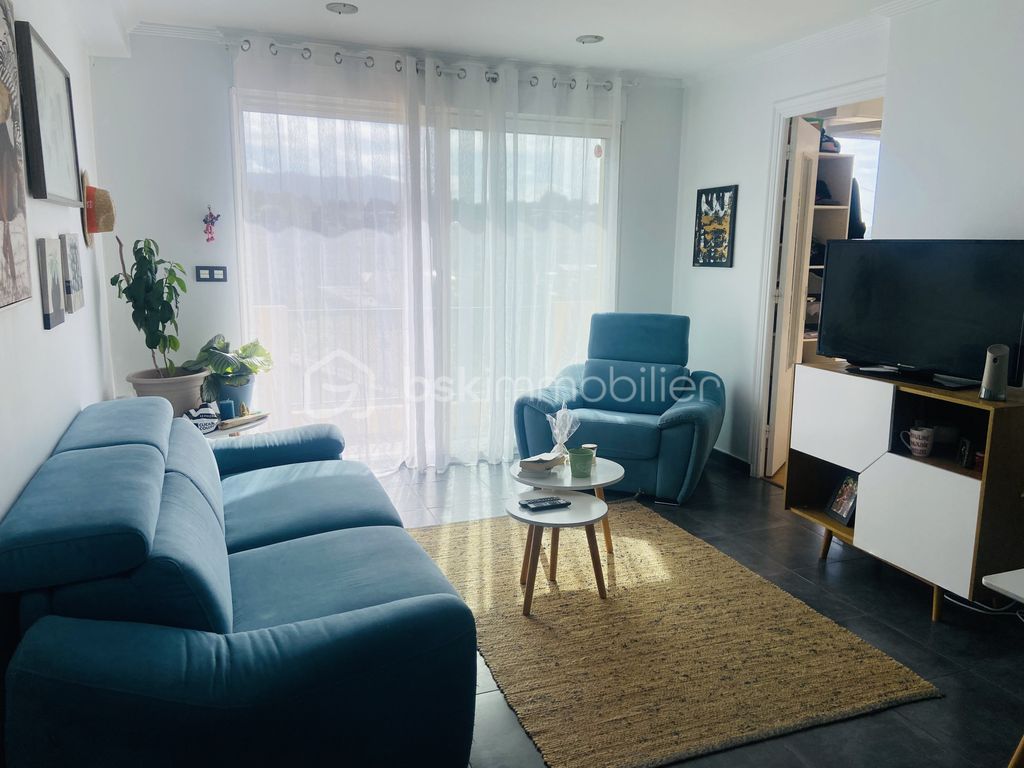 Achat appartement à vendre 4 pièces 73 m² - Urrugne