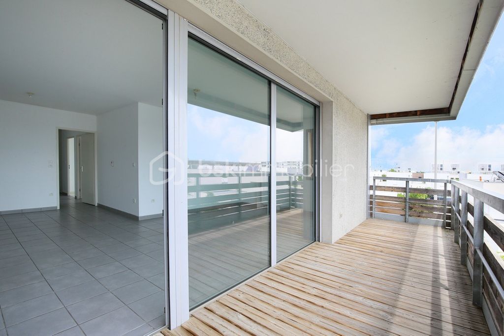 Achat appartement à vendre 3 pièces 64 m² - Blagnac