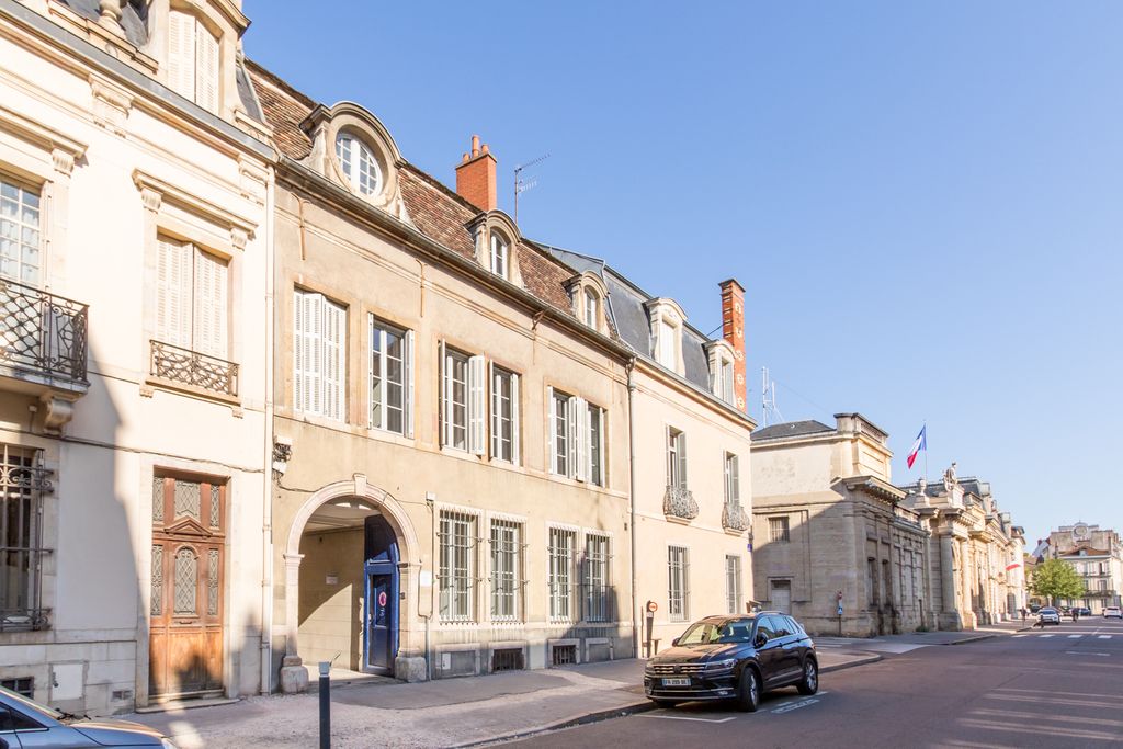 Achat appartement à vendre 4 pièces 100 m² - Dijon