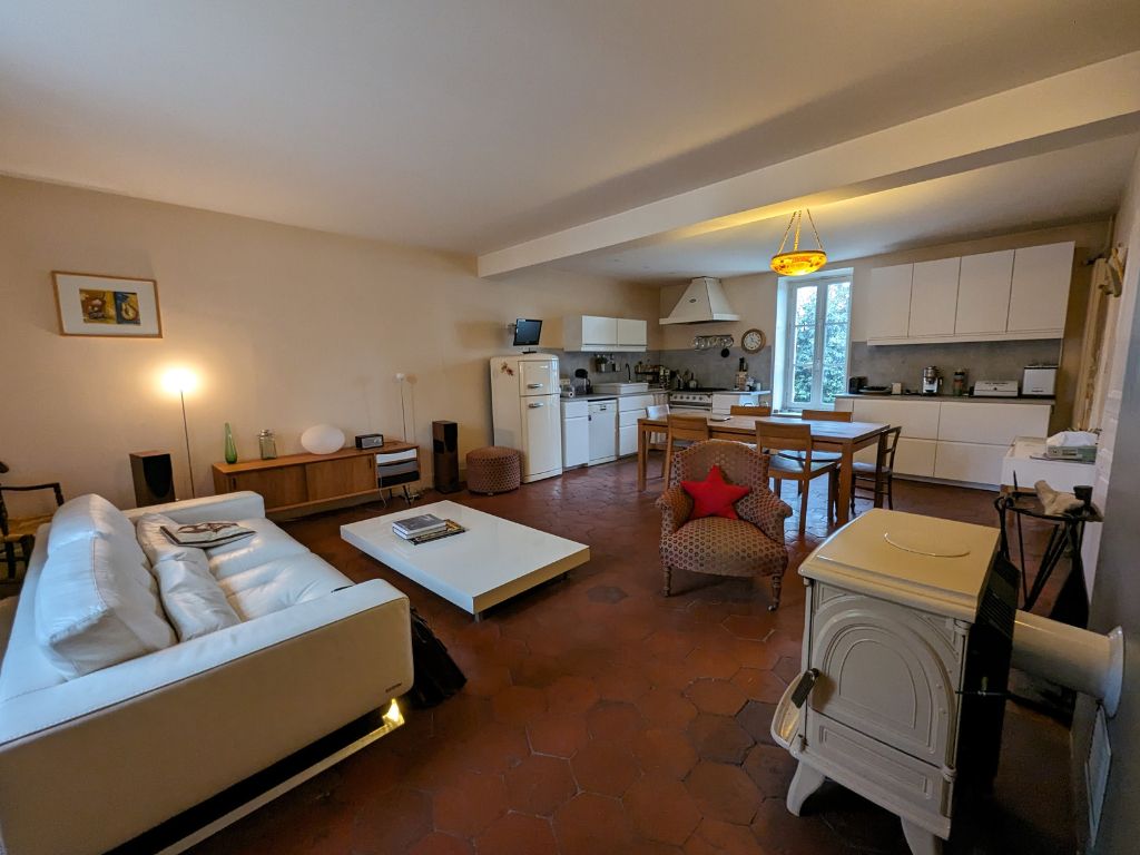 Achat maison à vendre 5 chambres 240 m² - Gevrey-Chambertin