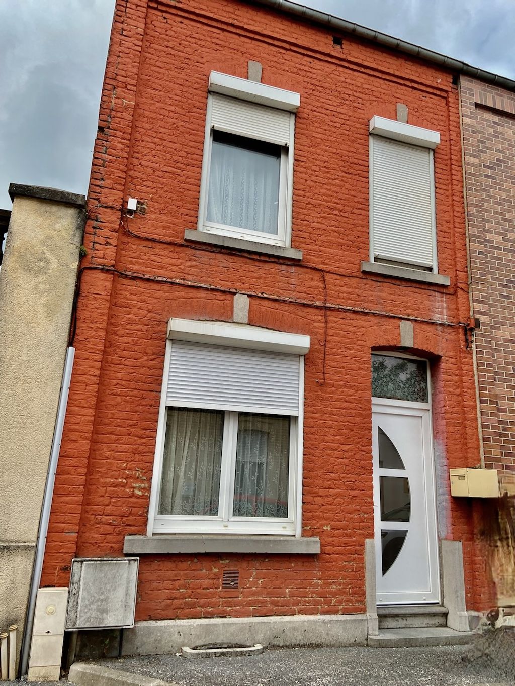 Achat maison à vendre 2 chambres 95 m² - Louvroil