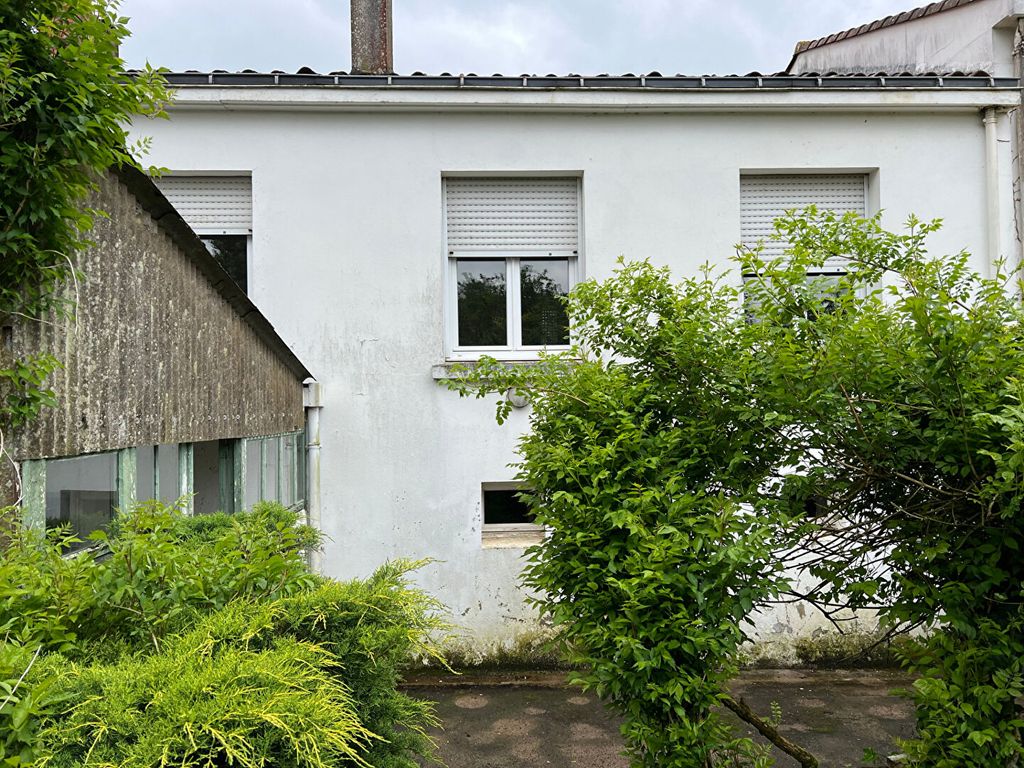 Achat maison à vendre 3 chambres 66 m² - La Roche-sur-Yon