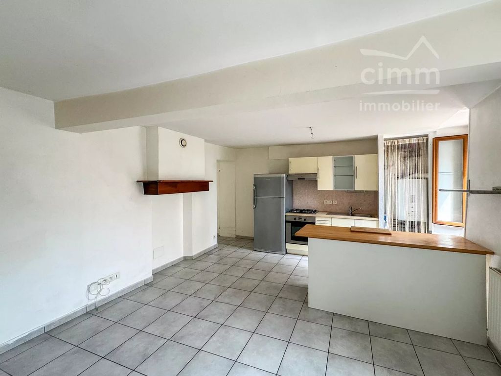 Achat maison à vendre 2 chambres 73 m² - Le Touvet