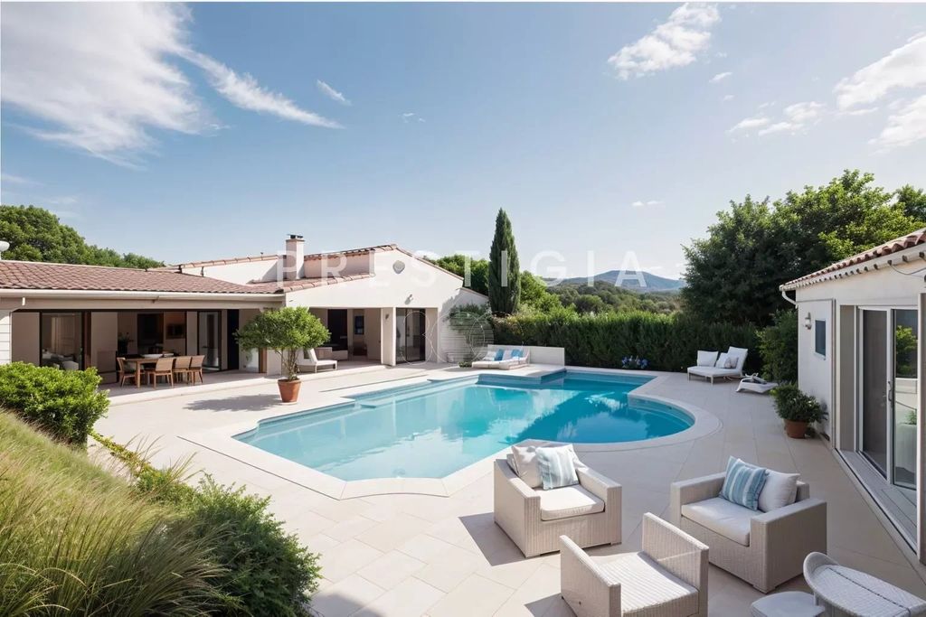 Achat maison à vendre 5 chambres 260 m² - Mougins