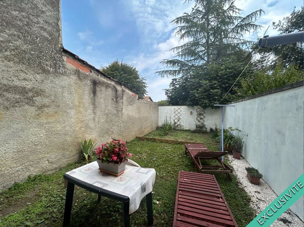 Achat maison à vendre 2 chambres 106 m² - Fleurance