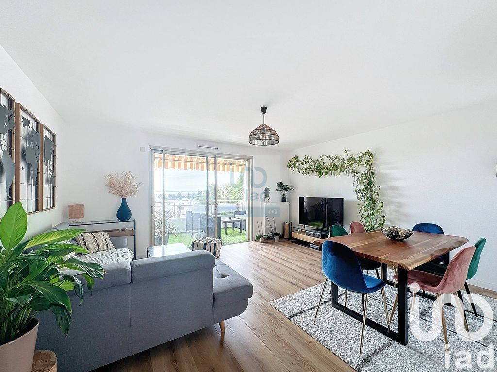 Achat appartement à vendre 3 pièces 71 m² - Cagnes-sur-Mer