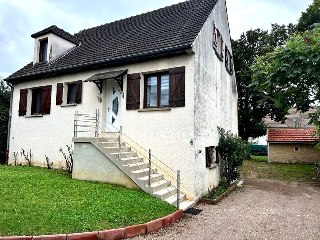 Achat maison à vendre 6 chambres 121 m² - Auxerre