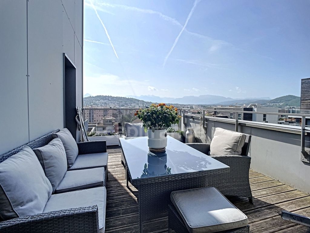 Achat appartement à vendre 5 pièces 141 m² - Annemasse