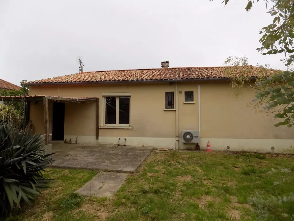 Achat maison à vendre 3 chambres 126 m² - Mauzé-sur-le-Mignon