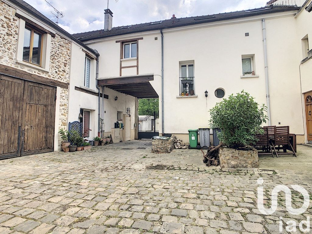 Achat maison à vendre 2 chambres 105 m² - Villeneuve-le-Roi