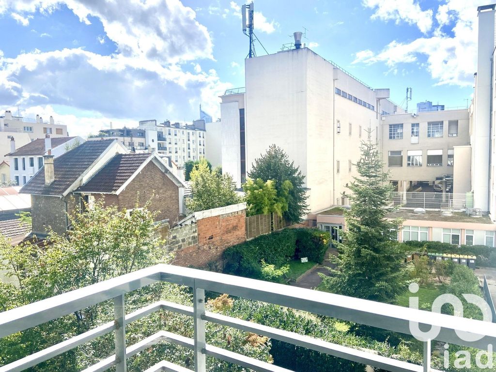 Achat appartement à vendre 3 pièces 73 m² - Courbevoie