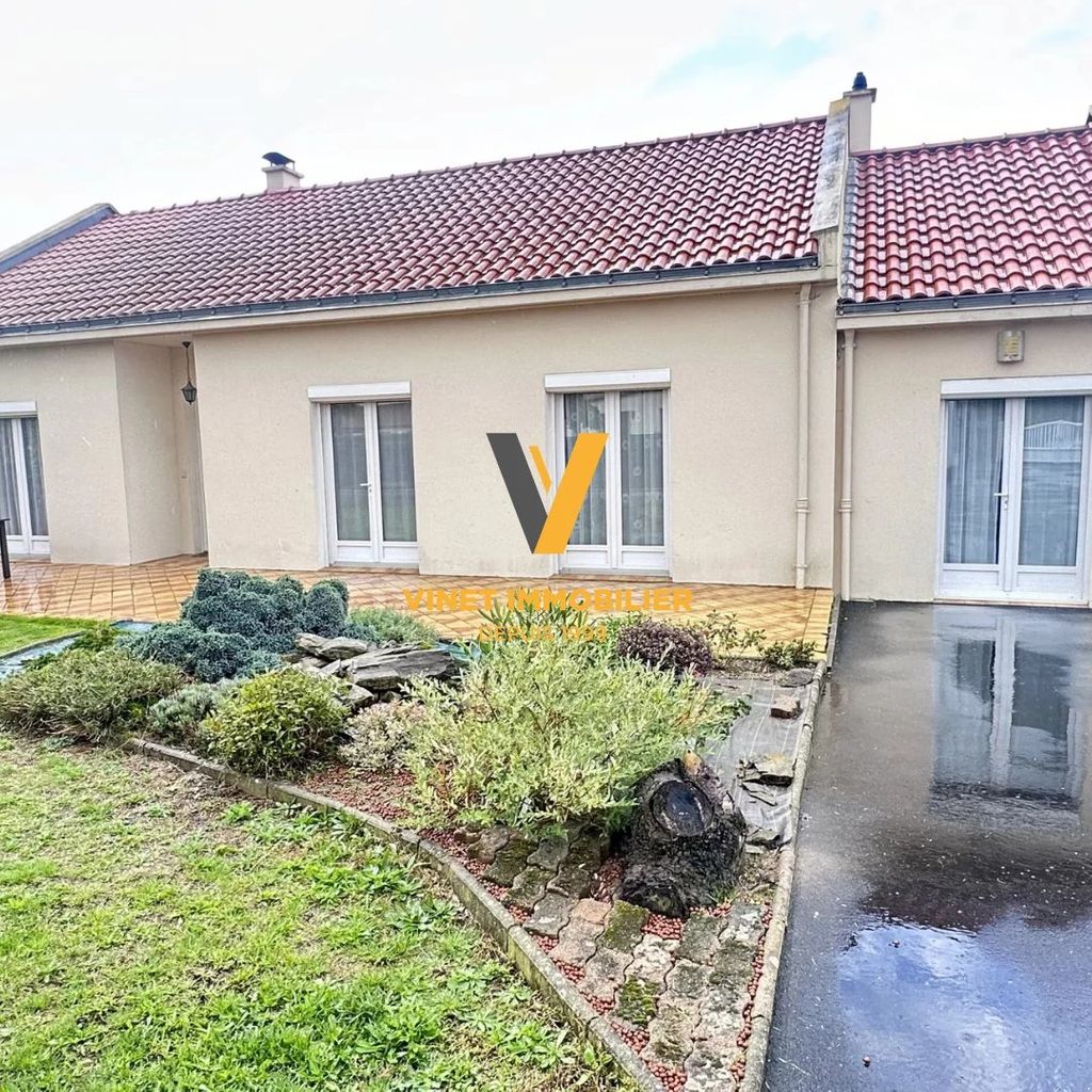 Achat maison à vendre 4 chambres 120 m² - Pont-Saint-Martin