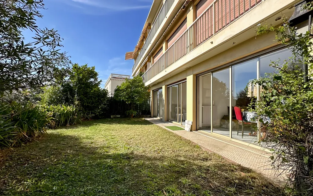 Achat appartement à vendre 3 pièces 63 m² - Nice