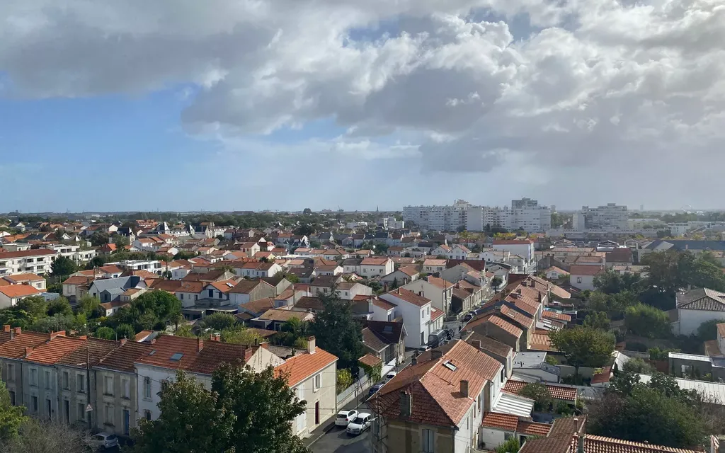 Achat appartement à vendre 2 pièces 48 m² - La Rochelle