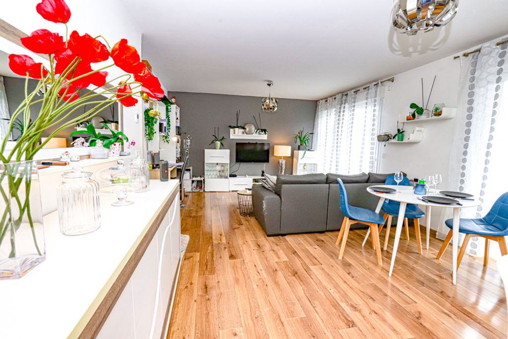 Achat appartement à vendre 4 pièces 83 m² - Thonon-les-Bains