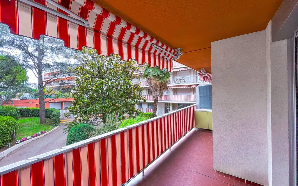 Achat appartement à vendre 2 pièces 35 m² - Cagnes-sur-Mer