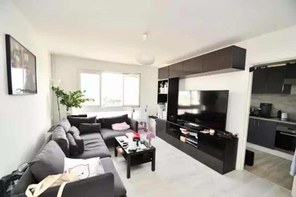 Achat appartement à vendre 2 pièces 51 m² - Bagnolet