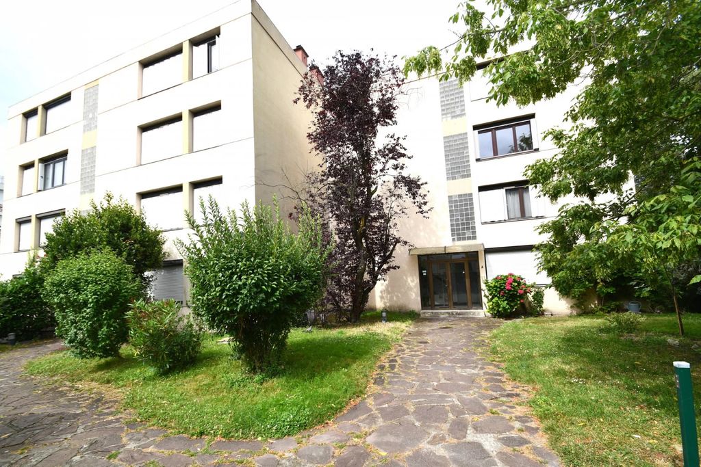 Achat appartement à vendre 5 pièces 100 m² - Saint-Denis