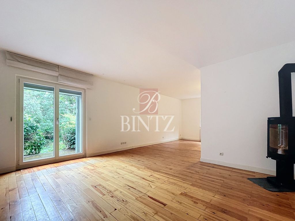 Achat maison à vendre 4 chambres 133 m² - Strasbourg