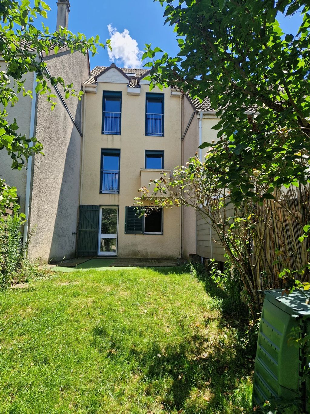 Achat maison à vendre 3 chambres 97 m² - Breuillet