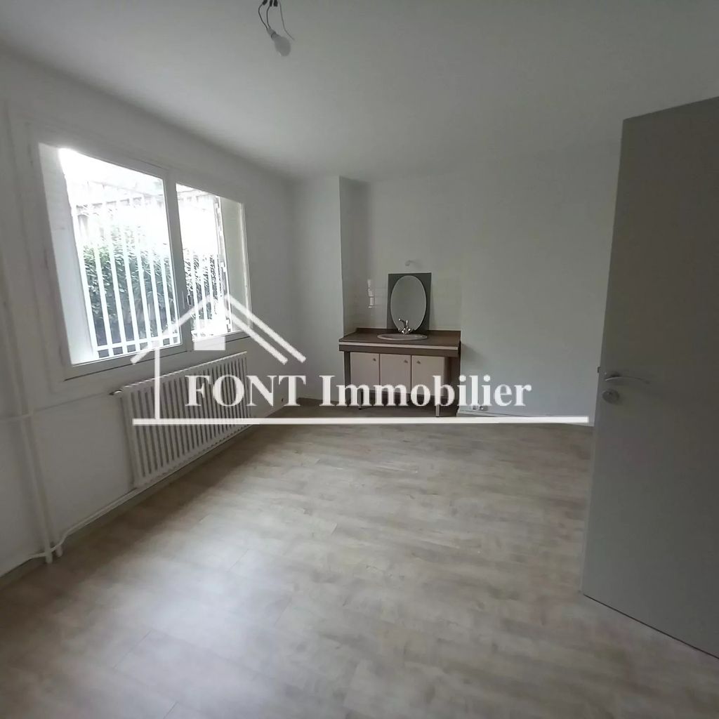 Achat appartement à vendre 5 pièces 108 m² - Saint-Chamond