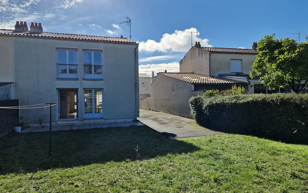 Achat maison à vendre 3 chambres 93 m² - Dompierre-sur-Mer