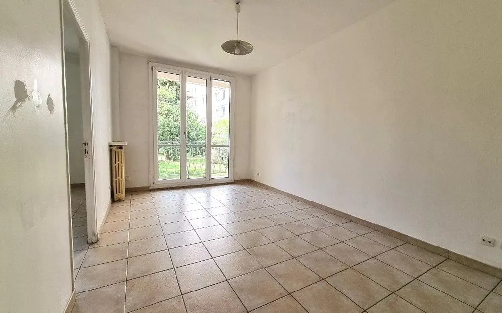 Achat appartement à vendre 2 pièces 36 m² - Ivry-sur-Seine