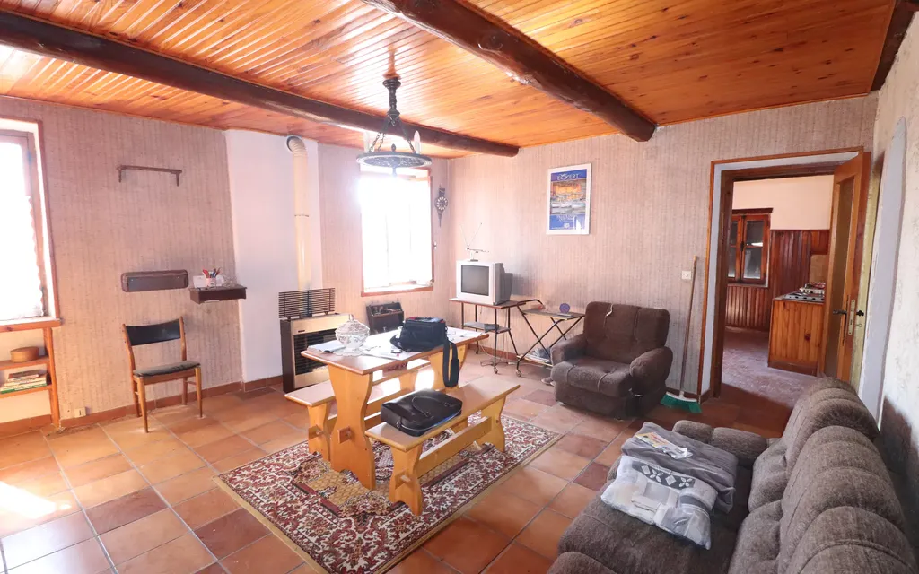 Achat appartement à vendre 3 pièces 84 m² - Cantaron