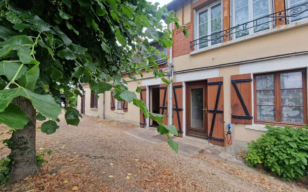 Achat maison à vendre 4 chambres 204 m² - Fleury-les-Aubrais