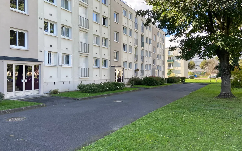 Achat appartement à vendre 2 pièces 44 m² - Viry-Châtillon